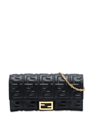Fendi Pre-Owned 2010-2025 Zucca Embossed Nappa Baguette Continental Wallet With Chain crossbody bag - Black