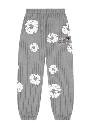 Denim Tears pinstripe wreath track pants - Grey