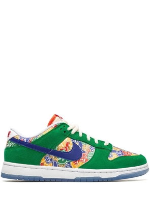 Nike Dunk Low 'Foam Finger' sneakers - Green
