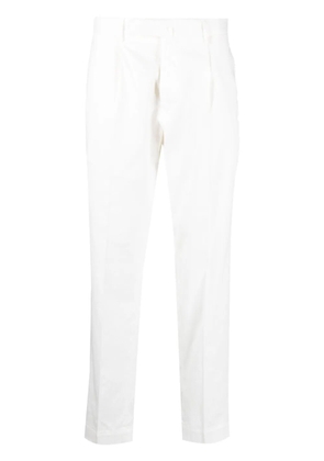 Dell'oglio pleated tapered-leg trousers - White