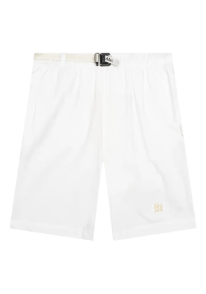 Advisory Board Crystals buckle-fastening logo shorts - White