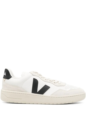 VEJA logo-patch sneakers - White