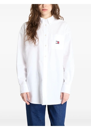 Tommy Jeans badge-appliqué shirt - White