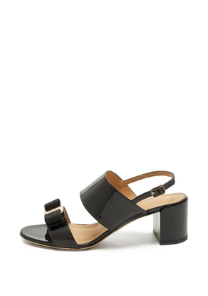 Ferragamo Pre-Owned bow-detail leather sandals - Black