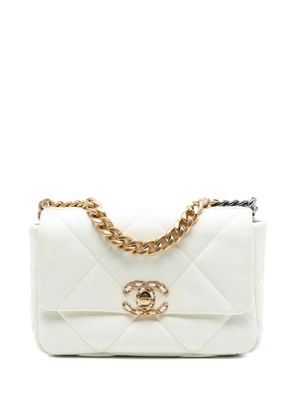 CHANEL Pre-Owned 2021-2025 Medium Lambskin 19 Flap satchel - White