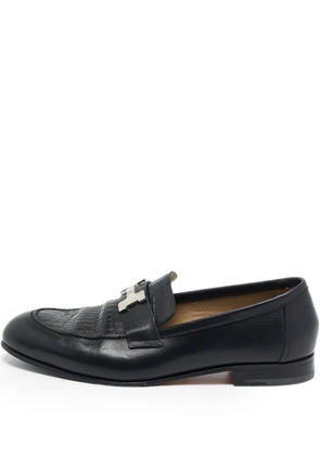 Hermès Pre-Owned crocodile-effect leather loafers - Black