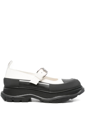 Alexander McQueen 45mm buckle-strap leather pumps - White