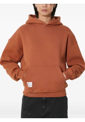 Alpha Industries logo-print kangaroo-pocket hoodie - Brown