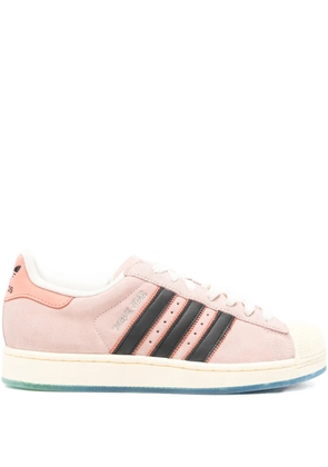 adidas Superstar stripes trainers - Pink