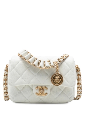 CHANEL Pre-Owned 2021-2025 Mini Quilted Caviar Chain Soul Flap crossbody bag - White
