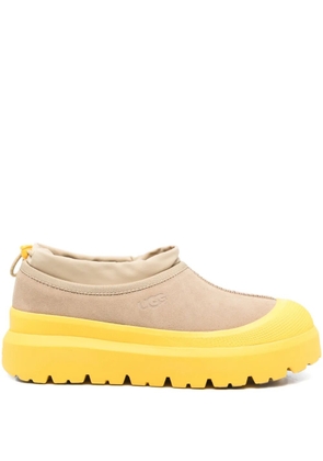 UGG suede platform slip-on sneakers - Neutrals