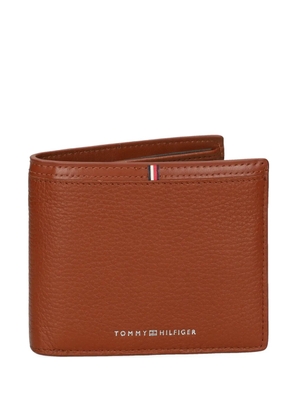 Tommy Hilfiger stitched leather wallet - Brown