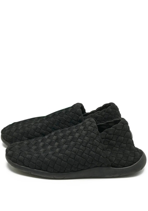 Bottega Veneta Pre-Owned Intrecciato Starfish slip-on sneakers - Black