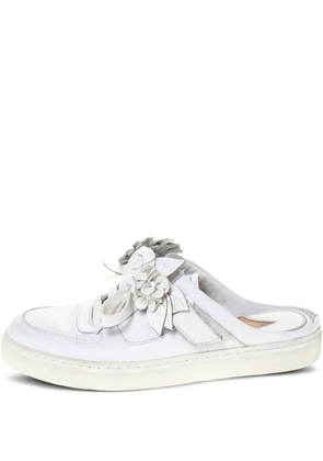 Sophia Webster pre-owned Lilico Jessie flower sneakers - White
