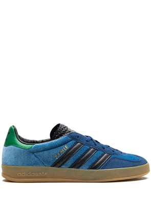 adidas x size? Gazelle Indoor 'Blue Gum' sneakers