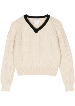 CHANEL Pre-Owned 1996 V-neck jumper - Neutrals