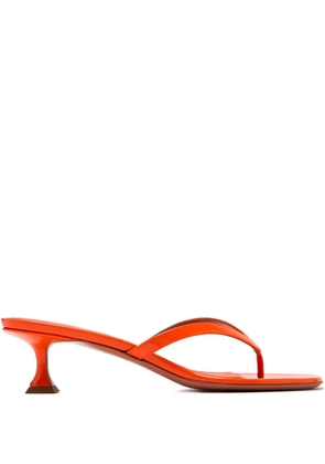 Amina Muaddi patent leather thong sandals - Orange