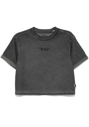 izzue logo-embroidered T-shirt - Grey