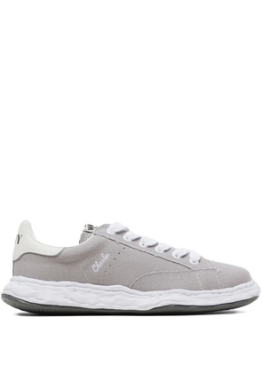 Maison MIHARA YASUHIRO Charles logo sneakers - Grey