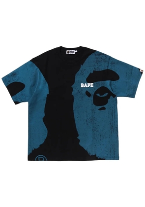 A BATHING APE® logo-print T-shirt - Black