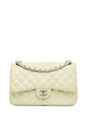 CHANEL Pre-Owned 2010-2011 Jumbo Classic Caviar Double Flap shoulder bag - White