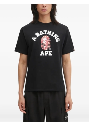 A BATHING APE® logo-print T-shirt - Black