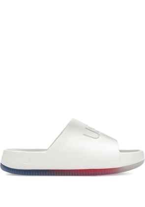 Nike Calm embossed slide - White