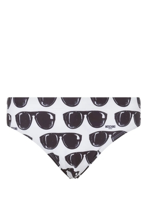 Moschino sunglssed-print swim briefs - White