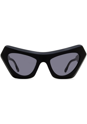 Marni Eyewear Devil's Pool cat-eye sunglasses - Black