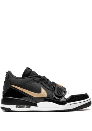 Jordan Air Jordan Legacy 312 Low 'Black/Metallic Gold' sneakers