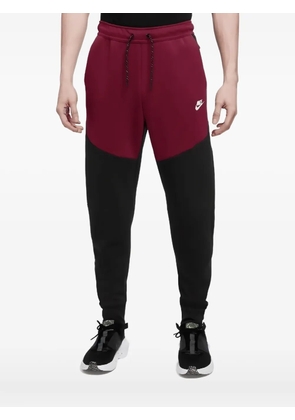 Nike Tech Fleece panelled track pants - Red