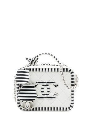 CHANEL Pre-Owned 2019 Small Caviar Striped CC Filigree Vanity Case satchel - White