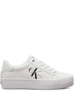 Calvin Klein logo-print sneakers - White