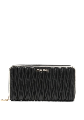 Miu Miu logo-plaque wallet - Black