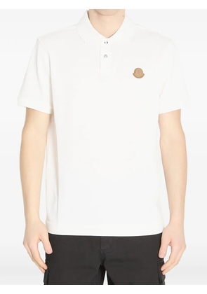 Moncler logo-patch polo shirt - White