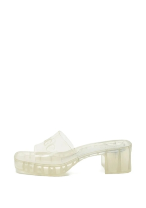 Gucci Pre-Owned logo-embossed sandals - White