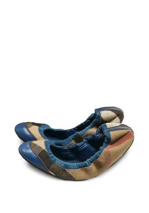 Burberry Pre-Owned checked ballet flats - Neutrals