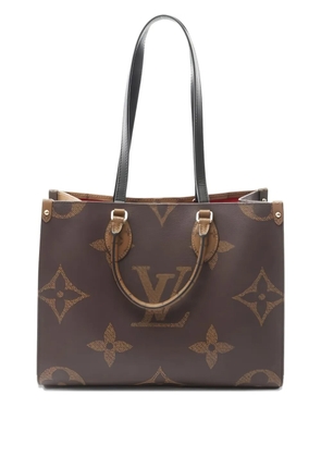 Louis Vuitton Pre-Owned 2021 On-the-go MM Monogram reverse tote bag - Brown
