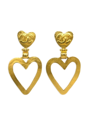 CHANEL Pre-Owned 1995 Heart earrings - Gold