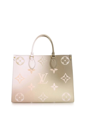 Louis Vuitton Pre-Owned 2021-2025 Monogram Giant Spring In The City OnTheGo MM satchel - Green
