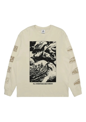 Nike graphic-print long-sleeve T-shirt - Neutrals