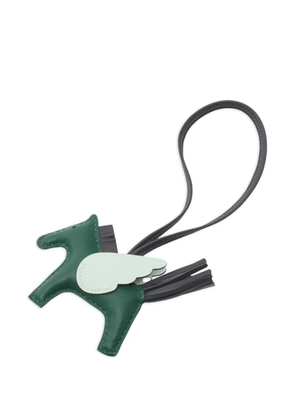 Hermès Pre-Owned 2024 Rodeo Pegasus PM charm - Green