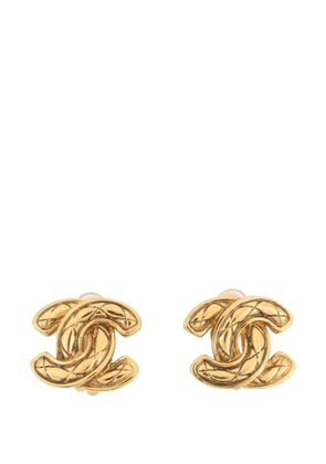 CHANEL Pre-Owned 1950-1970 Gold Plated Quilted CC Clip On Earrings costume earrings