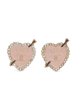 CHANEL Pre-Owned 2010 enameled heart stud earrings - Gold