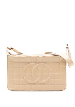 CHANEL Pre-Owned 2003-2004 Medium Lambskin Chocolate Bar shoulder bag - Brown