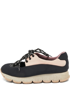 Prada Pre-Owned cut out-detail sneakers - Black