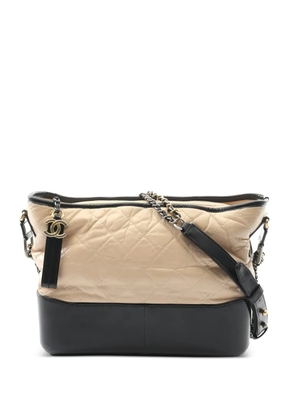 CHANEL Pre-Owned 2017-2018 large Gabriel De Chanel quilted shoulder bag - Neutrals