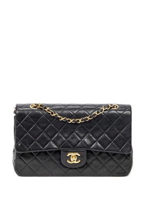 CHANEL Pre-Owned diamond-quilted shoulder bag - Black