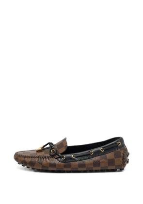 Louis Vuitton Pre-Owned patterned loafers - Brown