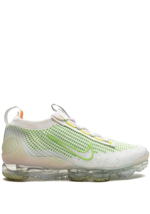 Nike Air Vapormax 2021 Flyknit 'Feel Love' sneakers - White